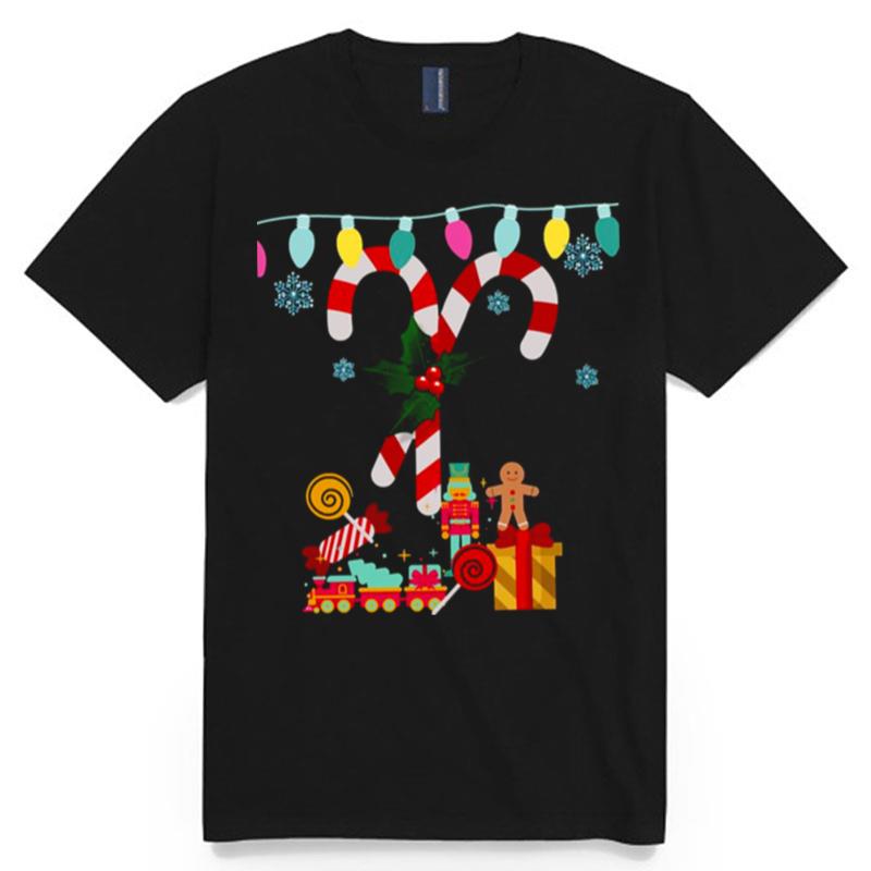 Big Candy Canes And Mistletoe Wishes Merry Christmas T-Shirt