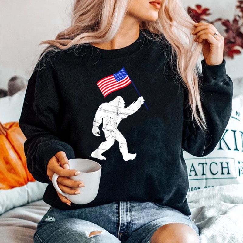 Bigfoot With American Flag Funny 4Th Of July T B0B4Zs2W4J Sweater
